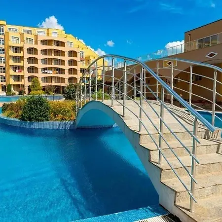 S Vyhledem Na Midia Family ,aheloy Appartement