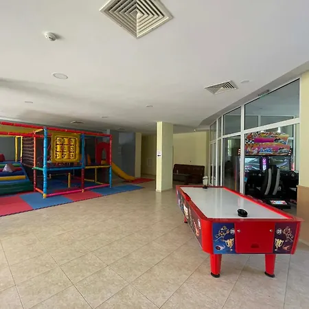 Appartement S Vyhledem Na Midia Family ,aheloy *